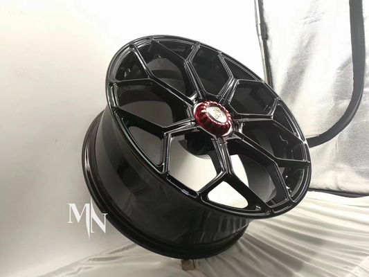 Los rayos Monoblock de CenterLock Y forjaron las ruedas para Lamborghini Aventador SVJ