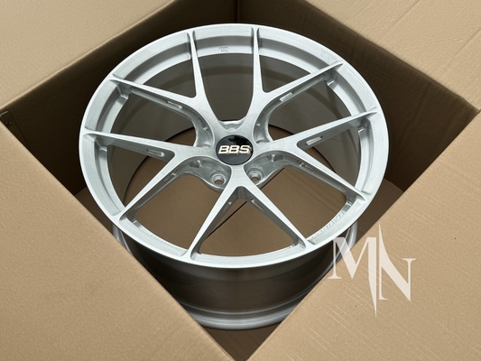 BBS FI R ruedas en plata cepillada para la venta GT3 M2 llantas forjadas a medida disponibles