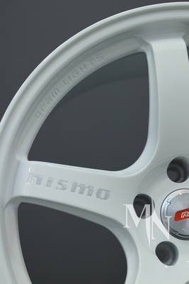 Rayos Nismo forjados a medida 57CR Ruedas 370Z 350Z Clubsport llantas blancas