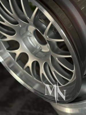 Ruedas de competición con llantas APEX ML 10 hechas a medida para BMW E92 M3